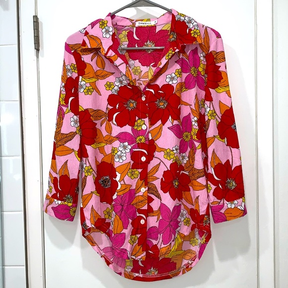 Roommates Tops - SOLD Floral print button down shirt size M